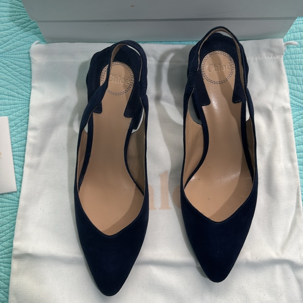 Chloe Laurena Scallop Slingback Pumps - Picture 4 of 15